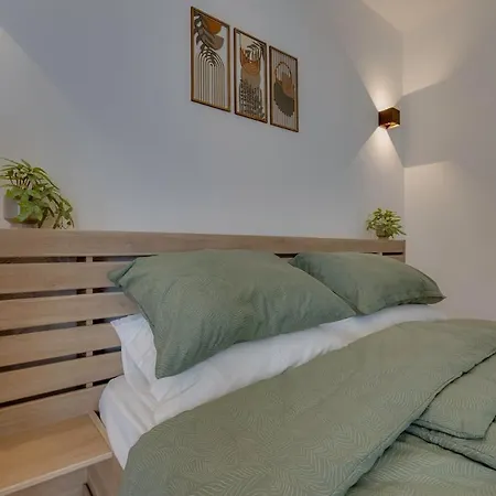 Apartman Center Nest *